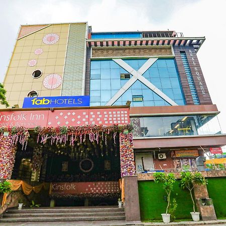 Fabhotel Kinsfolk Газиабад Экстерьер фото